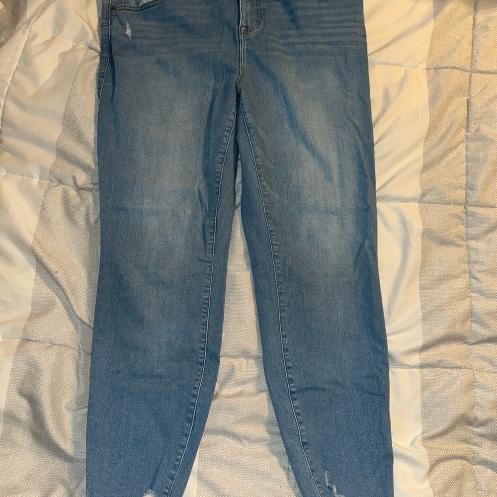 Torrid bombshell  Light Blue Skinny Jeans